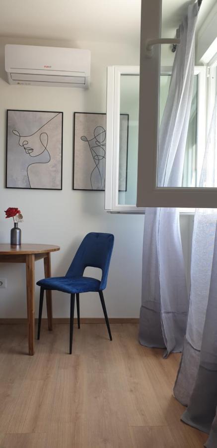 Studio Apartment Hana Pula Exterior foto